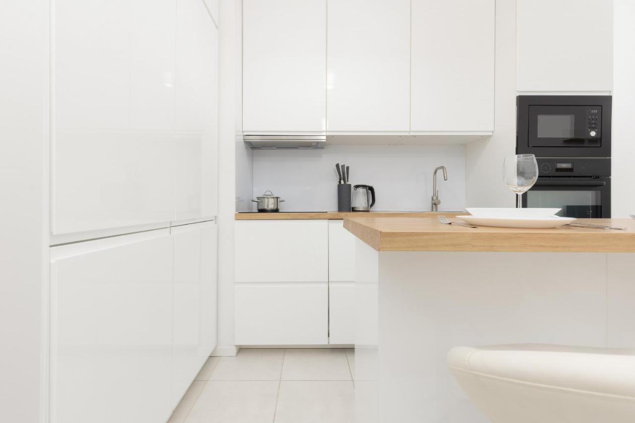 Apartment With Ac Warsaw Mokotow Business Centre By Noclegi Renters Екстер'єр фото
